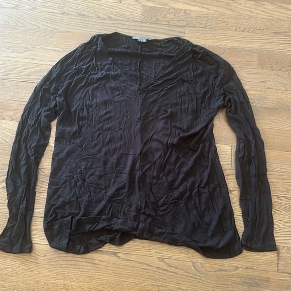 Vince Women’s Black Long Sleeve Tee- Size Medium